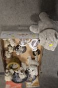 A TRAY OF WEST HIGHLAND TERRIER THEMED COLLECTABLES TO INCLUDE A LARGE GARDEN TYPE FIGURE