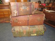 THREE ASSORTED VINTAGE TRAVEL TRUNKS