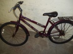 A LADIES MEANDER CHALLENGE BIKE