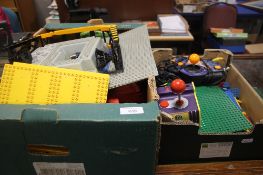 A TRAY OF TOYS AND CHINA TO INCLUDE LEGO AND SPACE INVADERS