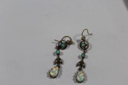 A PAIR OF EDWARDIAN STYLE DROPPER EARRINGS