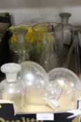 A SMALL TRAY OF SCIENTIFIC GLASSWARE ETC