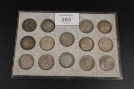 A SELECTION OF SHILLINGS FROM GEORGE IV 1826 TO QUEEN ELIZABETH II 1953 (14 COINS IN TOTAL)