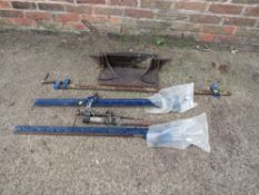 A SELECTION OF WOODWORKERS SASH CLAMPS AND A CAST IRON UNIVERSAL N04 MITRE CUTTER