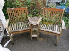 A WOODEN JOINED TWIN CHAIR SET WITH PARASOL STAND
