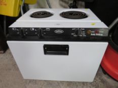 A BABY BELLING TABLE TOP OVEN