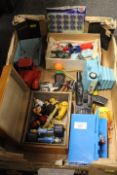 A TRAY OF ASSORTED VINTAGE TOYS