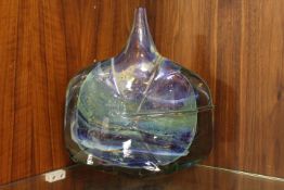 A MDINA ??? HARRIS STUDIO GLASS LARGE TEARDROP VASE