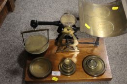 A POSTAL UNION SET OF INLAND LETTER POST SCALES AND WEIGHTS