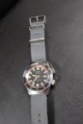 A VINTAGE SICURA BY BRIETLING MENS 25 JEWELS DIVERS WRISTWATCH