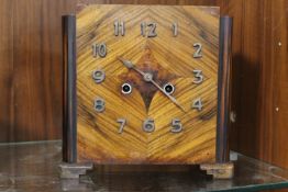 A VINTAGE DECO STYLE MANTLE CLOCK