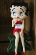 ***A KARAOKE BETTY BOOP FIGURE**