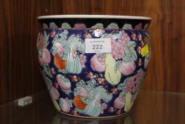 A SMALL ORIENTAL CERAMIC GOLDFISH BOWL