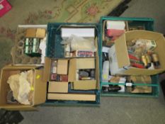 TWO TRAYS OF VARIOUS LOOSE RADIO VALVES