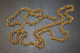 A HALLMARKED 9CT GOLD ROPE TWIST NECKLACE