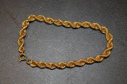 A HALLMARKED 9CT GOLD ROPE TWIST BRACELET APPROX WEIGHT 8G