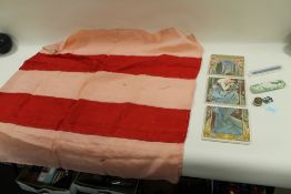 A TRAY OF COLLECTABLES TO INCLUDE A MODERN ART NOUVEAU TRYPTIC TILE SET , FLAG ETC