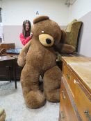 A HUGE TEDDY BEAR H-200 CM