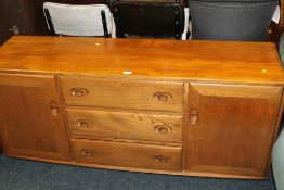 A MODERN ERCOL STYLE SIDEBOARD W-155 CM