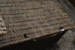 A LARGE WICKER BASKET / HAMPER - W 105 CM