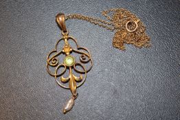 ANTIQUE EDWARDIAN 9CT GOLD PENDANT AND CHAIN NECKLACE