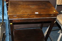 A 1930'S OAK CANTEEN WITH FITTED FLATWARE