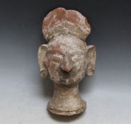 A SOUTH AMERICAN STYLE TERRACOTTA HEAD STUDY, H 24 cm