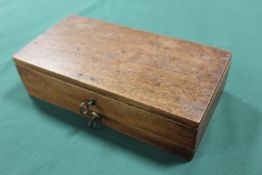 A SMALL MAHOGANY ARTISTS BOX, W 23 cmCondition Report:separation back left corner