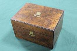 AN ANTIQUE WALNUT DRESSING BOX AND CONTENTS, with secret drawer to base, W 30.5 cmCondition Report: