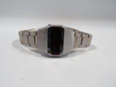 A VINTAGE / RETRO TRAFALGAR DIGITAL QUARTZ LED STEEL WATCH FROM THE 1970'S