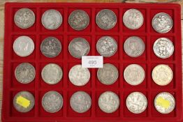A TRAY OF TWENTY FOUR ASSORTED CROWNS TO INCLUDE AN 1844 EXAMPLE, SEVERAL LATE VICTORIAN EXAMPLES