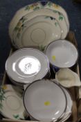 A SMALL QUANTITY OF ASSORTED CERAMICS