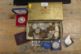 A BOX OF ANTIQUE AND VINTAGE COINAGE