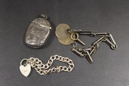A 925 SILVER FLAT LINK BRACELET TOGETHER WITH A VESTA A/F AND A BASE METAL CHAIN (3)