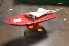 SMALL VINTAGE POND YACHT ON STAND