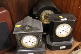 THREE ASSORTED MANTLE CLOCKS, comprising two wooden cased examples with striking movements and a