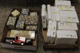 A TRAY OF NOVELTY WINNIE- THE- POOH PLATES TOGETHER WITH A TRAY OF BOX CHERISHED TEDDIES ETC