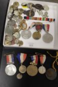 A SMALL COLLECTION OF VINTAGE MEDALS, STAFFORDSHIRE CONSTABULARY / POLICE BUTTONS, DOG TAGS ETC.