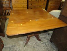 A 19TH CENTURY MAHOGANY PEMBROKE TABLE