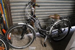 A TREK 2.0 NAVIGATOR LIGHTWEIGHT LADIES/ GIRLS BIKE