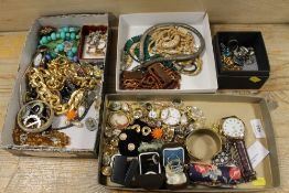 THREE TRAYS OF ASSORTED COSTUME JEWELLERY