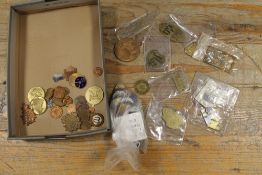 A COLLECTION OF ASSORTED CAR BADGES, SPORTS AND CLUB BADGES PLUS VARIOUS OTHERS