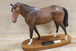 A LARGE MATT FINISH BESWICK MODEL OF A HORSE ON PLINTH 'TROY' - MARKED AS A SECOND