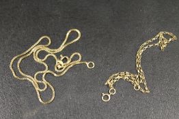 A HALLMARKED 9 CARAT GOLD THIN BRACELET TOGETHER WITH A SIMILAR BOXED NECKLACE APPROX COMBINED