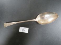 HESTER BATEMAN - A HALLMARKED SILVER TABLE SPOON