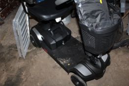 A LIGHTWEIGHT PORTABLE MOBILITY SCOOTER WITH RAMP
