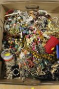 A LARGE QUANTITY OF COSTUME JEWELLERY