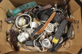 SMALL BOX OF MIXED WATCHES