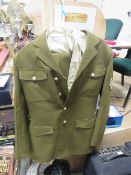 A QE2 TROUSERS AND JACKET SET