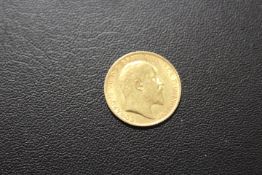 AN EDWARD VII HALF SOVEREIGN DATED 1908